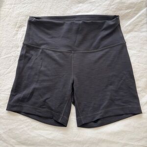 Lululemon Wunder Train High-Rise Short 6"
